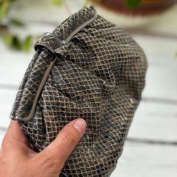 Gorgeous Vintage Snakeskin Evening Bag, Clutch or Shoulder Bag - Picture 11 of 14